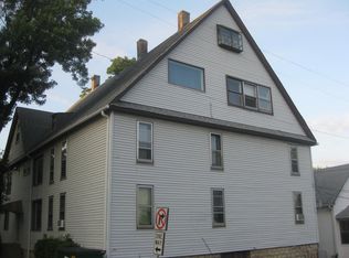 900 Summit St APT 3, Joliet, IL 60435