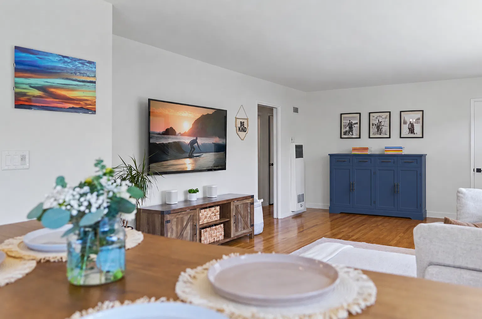 3 bed, 1144 sqft, $4,695 — Photo 4