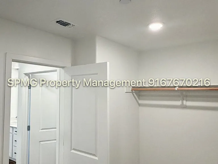 1910 Brunel St — Photo 31