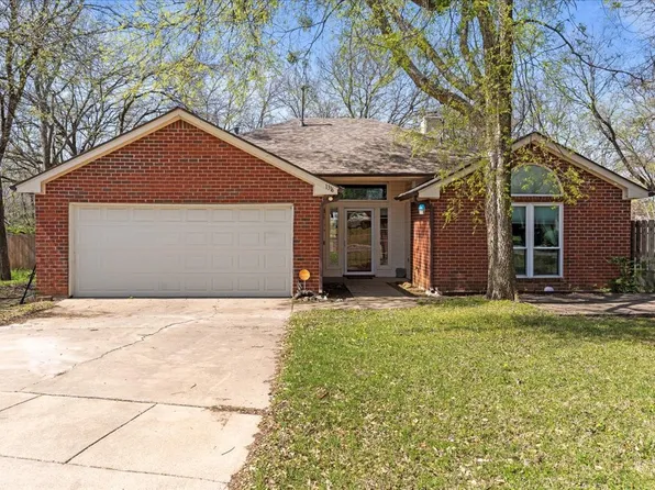 1316 McAnear Ct, Cleburne, TX 76033
