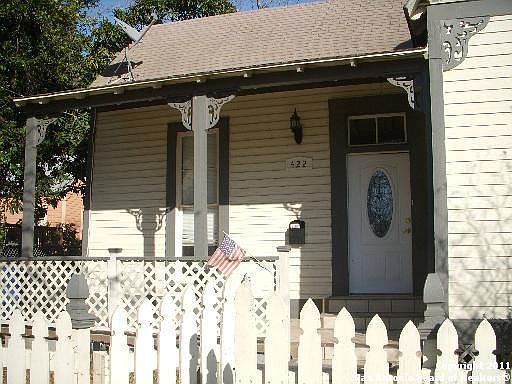 2nd image of 422 SPOFFORD AVE