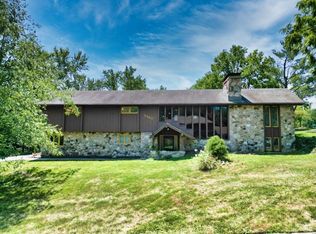 2400 Ridgefield Rd, Columbia, MO 65203