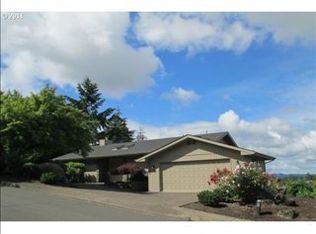 2145 Stonecrest Dr, Eugene, OR 97401