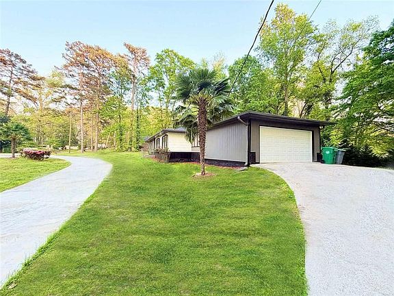 4th image of 4439 Gregory Rd