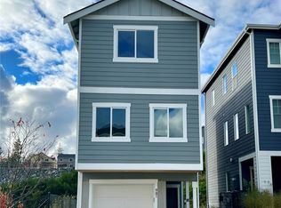 981 NW Highgarden Dr #46, Bremerton, WA 98311