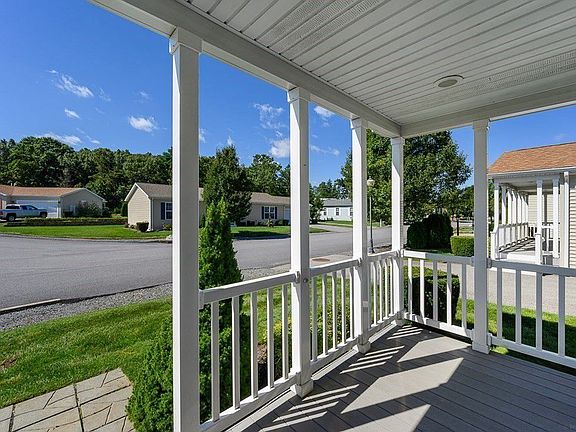 4th image of 22 Casa Bella Way