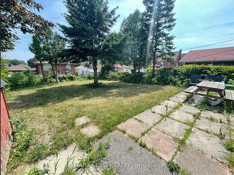 795 Ellesmere Rd — Photo 9