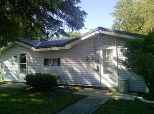 105 N 2nd St, Roscommon, MI 48653