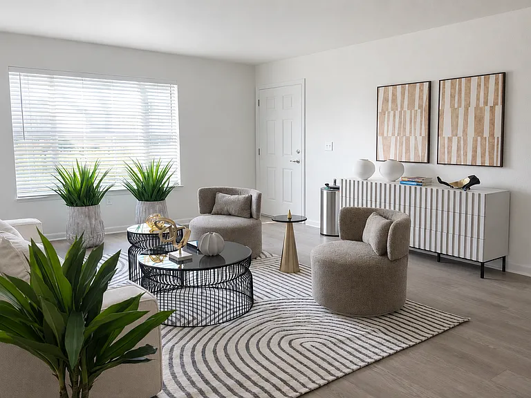 150 Tiger Lily Dr — Photo 5