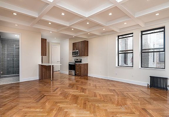 5th image of 941 Washington Ave #686