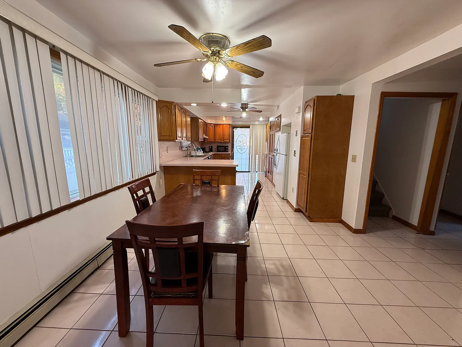 4 bed, 2000 sqft, $4,000 — Photo 4