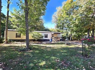 2822 Ironwood Dr W, Traverse City, MI 49685