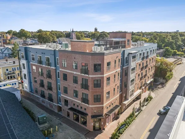 99 Foundry Place #402, Portsmouth, NH 03801