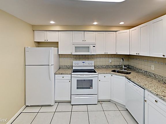 2670 NW 42nd Ter Lauderhill FL