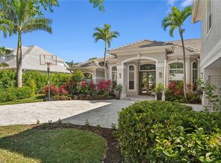 1904 Fairfax Cir, Naples, FL 34109