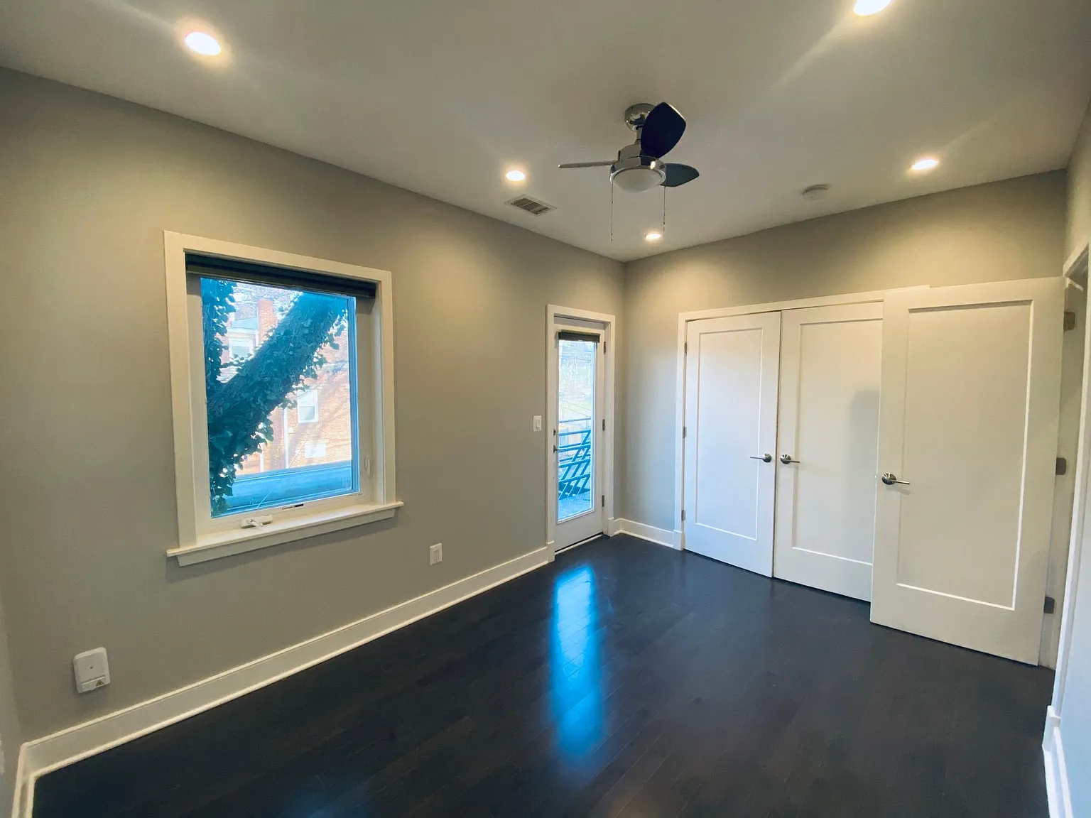 2 bed, 767 sqft, $2,200 — Photo 4