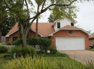 2417 River Oaks Ln, Edinburg, TX 78539