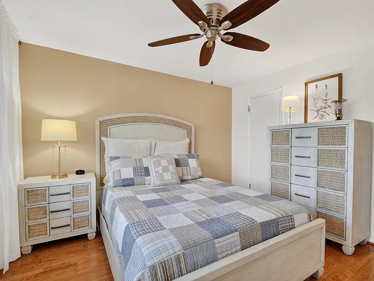 1502 S Lakeside Dr #214 — Photo 20