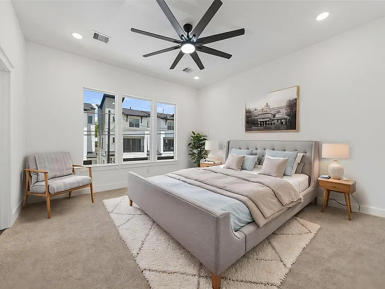 2714 Drew St — Photo 12