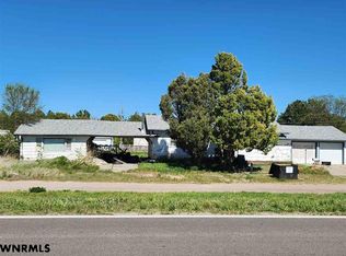 40063 Willow Dr, Mitchell, NE 69357