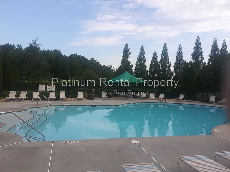 221 Balaban Cir — Photo 58