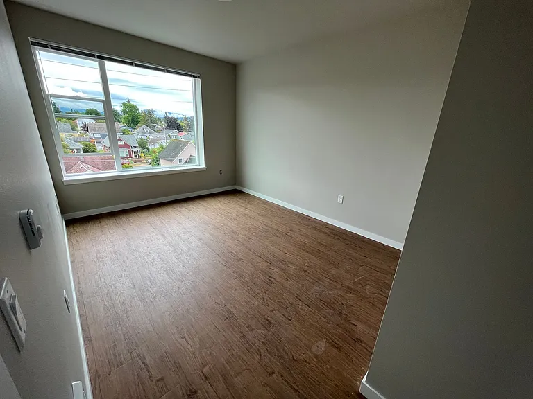 2518 Meridian St — Photo 4