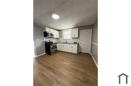 1900 Grinnalds Ave Photo 1