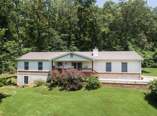 904 Oak Bend Ln, Imperial, MO 63052