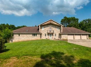 30W150 Smith Rd, West Chicago, IL 60185