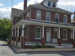 36 N Poplar St, Elizabethtown, PA 17022