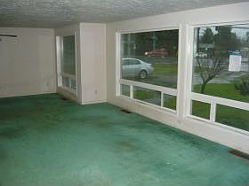 2nd image of 4520 Macleay Rd SE