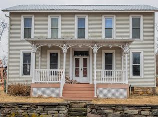 636 Long Run Rd, Mill Hall, PA 17751