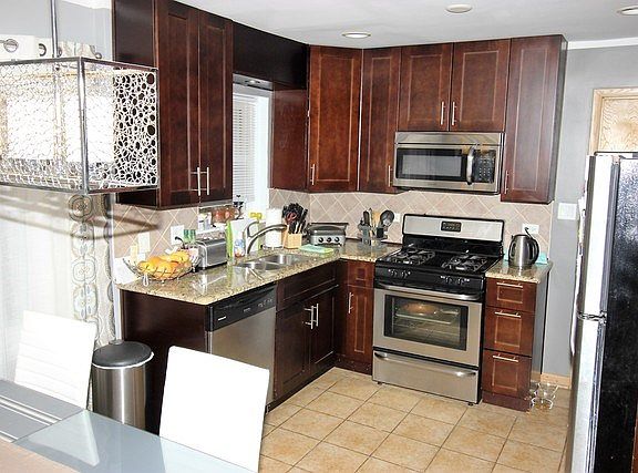 5th image of 2730 N 74th Ct APT 1E