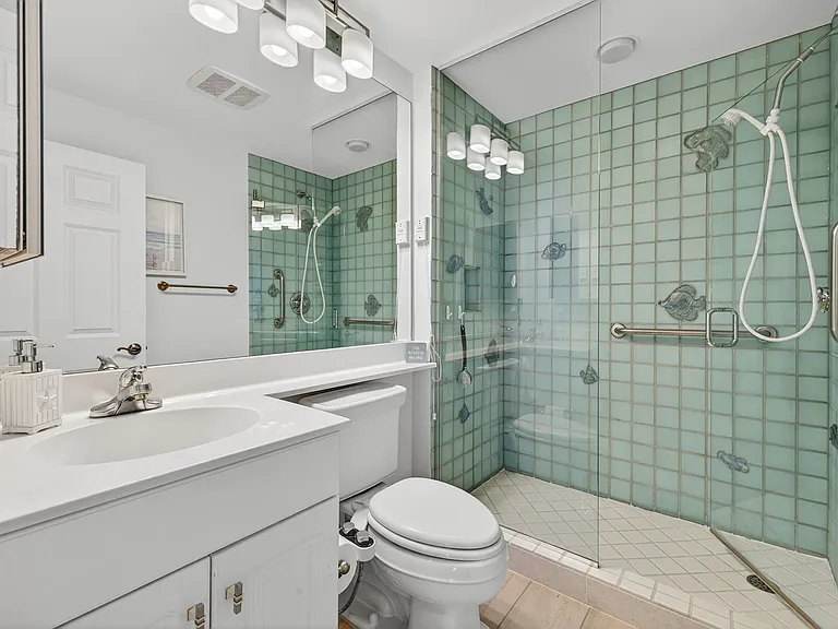 1001 Arbor Lake Dr — Photo 29