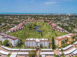 29 High Point Cir E APT 106, Naples, FL 34103