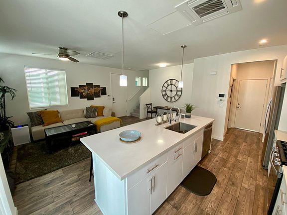 5th image of 246 Log Pond Ln