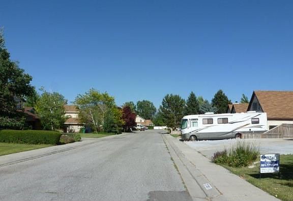 3rd image of 3387 W Elizabeth Cir