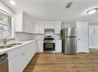 1217 Esther St, Kemah, TX 77565