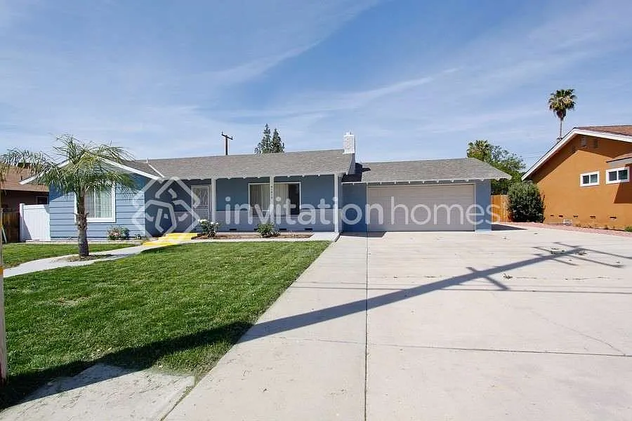 41612 Mayberry Ave