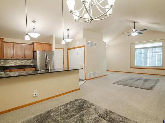 4th image of 6611 S 59th St