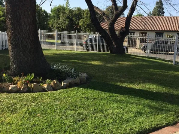 22816 Califa St, Woodland Hills, CA 91367