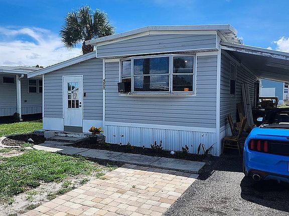 2nd image of 4652 Bluejay Ln