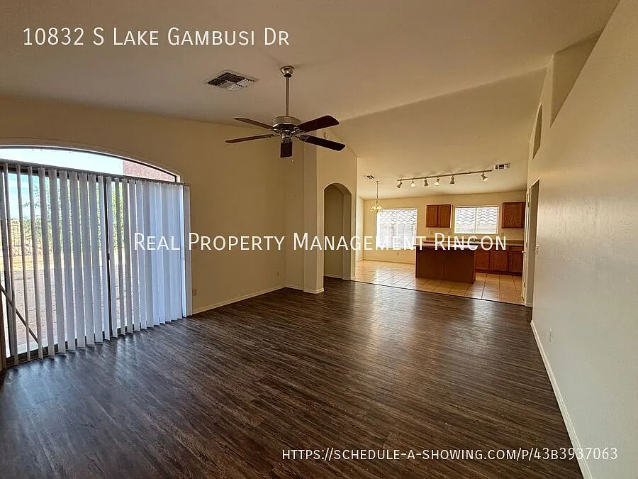Lovely 4-Bed, 2-Bath home in Vail! — Photo 2