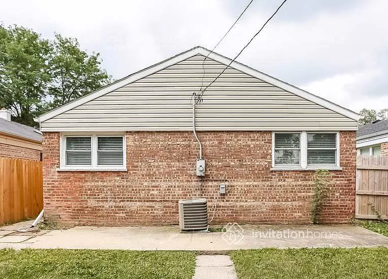 3536 W 80th Pl — Photo 12