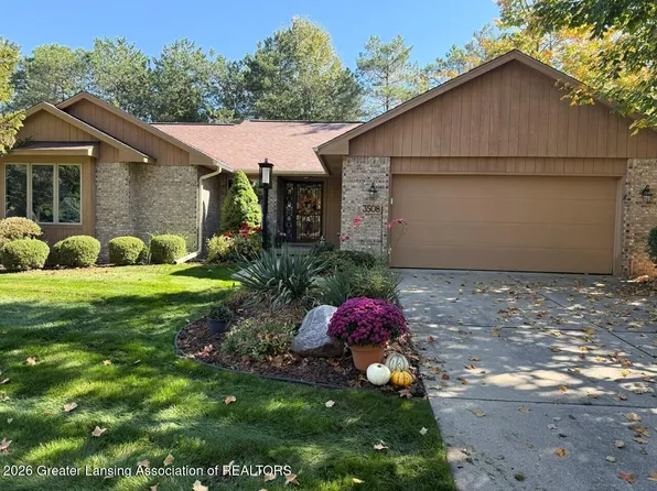 3508 Muirfield Dr #20, Lansing, MI 48911