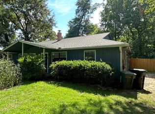 4000 Brewster Rd #B, Tallahassee, FL 32308