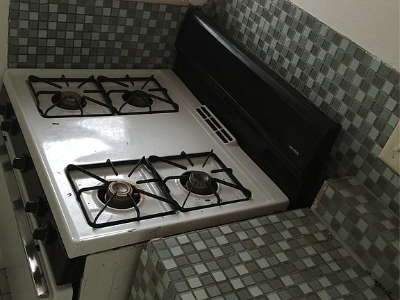 4th image of 141 S Shore Dr APT 3