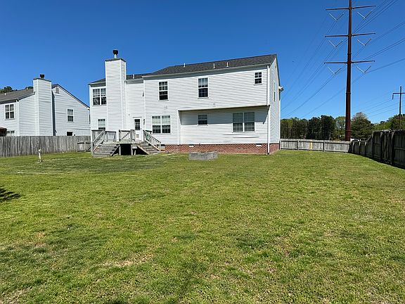 2nd image of 105 Tallyho Dr