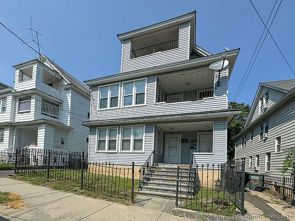 2nd image of 40 Whittier St Floor 1