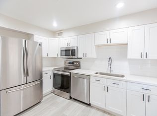 3405 E Pinchot Ave #17, Phoenix, AZ 85018